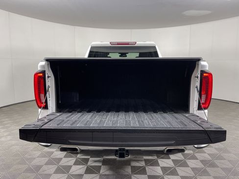 Used 2023 GMC Sierra 1500 SLT w/ SLT Premium Package image 7