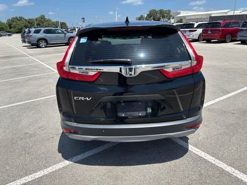 Used 2019 Honda CR-V LX image 4