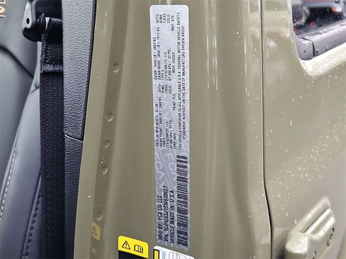 New 2025 Jeep Wrangler Unlimited Rubicon 392 image 29