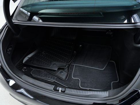 Certified 2023 Mercedes-Benz C 300 4MATIC Sedan image 7