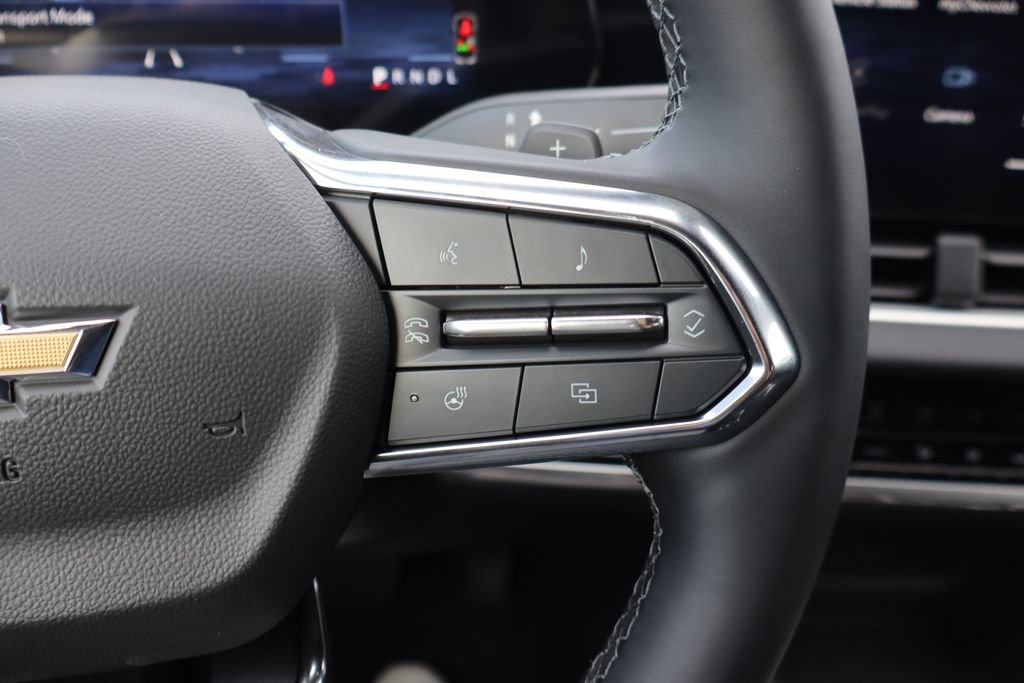 New 2027 Chevrolet Equinox LT FWD image 9