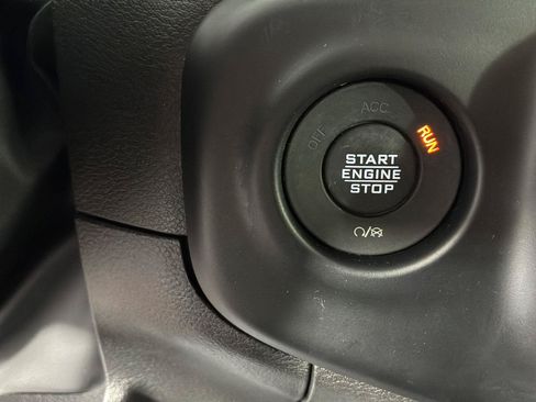 Used 2023 Jeep Wrangler Sport AWD/4WD image 26