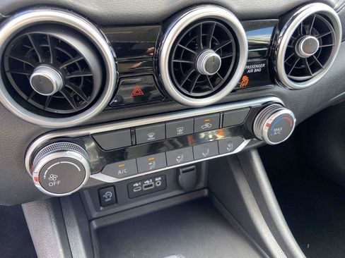 Used 2024 Nissan Sentra SV image 24