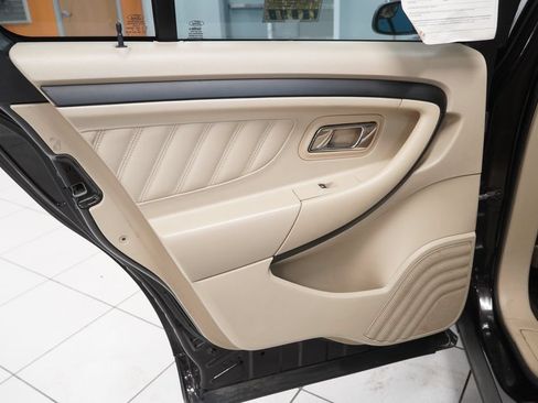 Used 2013 Ford Taurus SEL FWD image 24