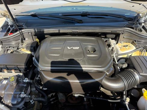 Used 2018 Jeep Grand Cherokee Altitude image 32