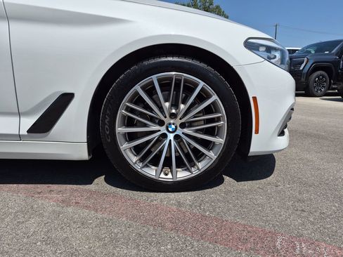 Used 2018 BMW 540i RWD image 16