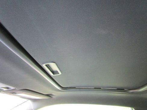 Used 2022 Chevrolet Camaro LT w/ RS Package image 41