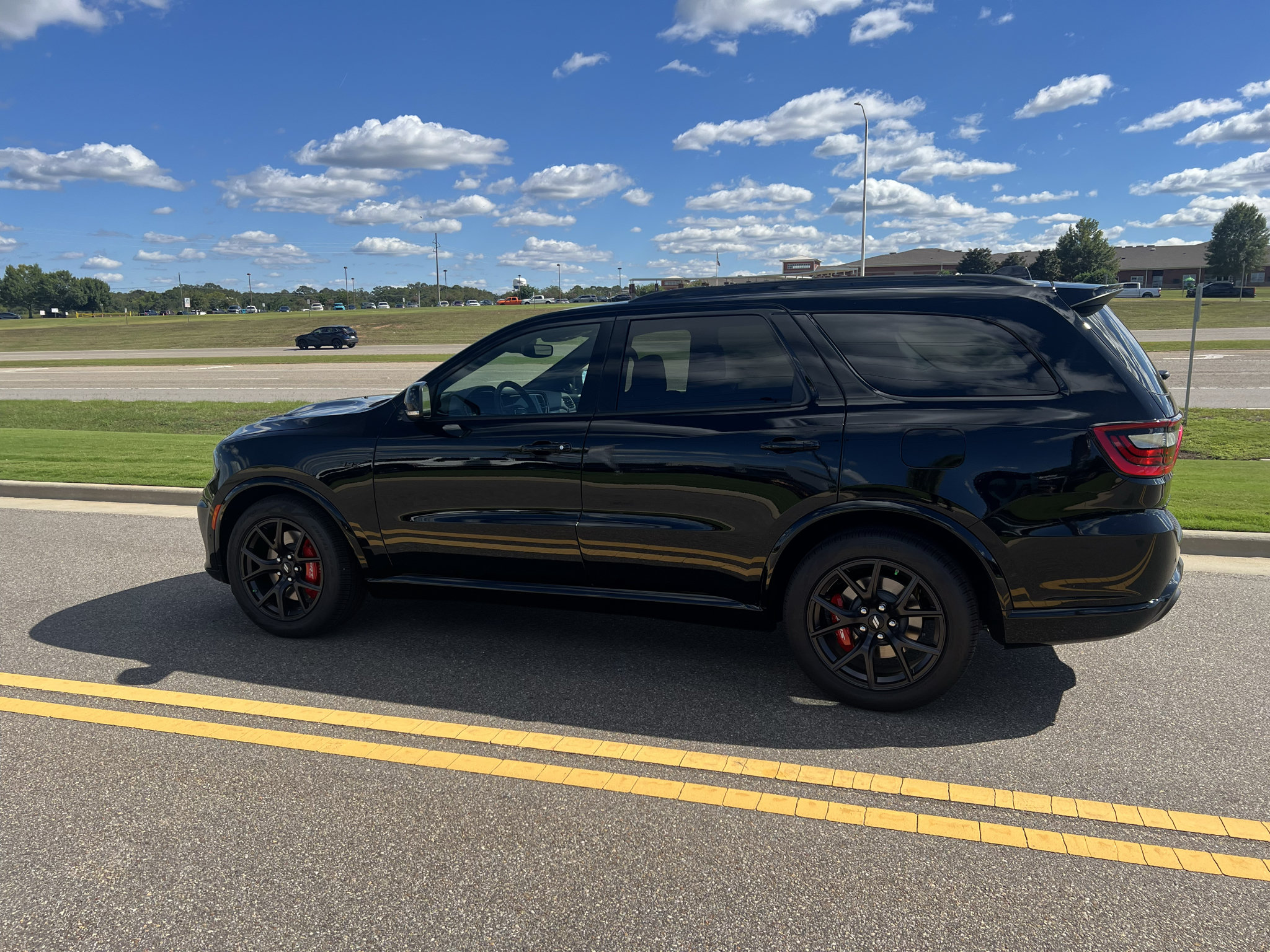 New 2027 Dodge Durango R/T w/ Blacktop Package AWD/4WD image 9