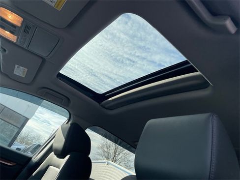 Certified 2020 Honda CR-V Touring image 16