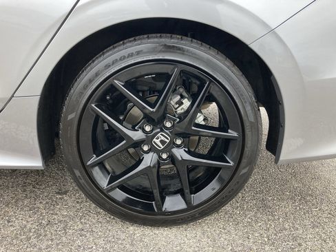 Used 2025 Honda Civic Sport image 19