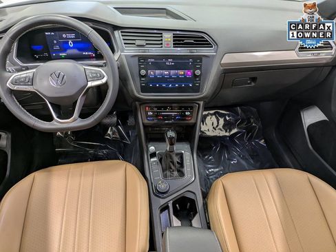 Used 2022 Volkswagen Tiguan SE image 25