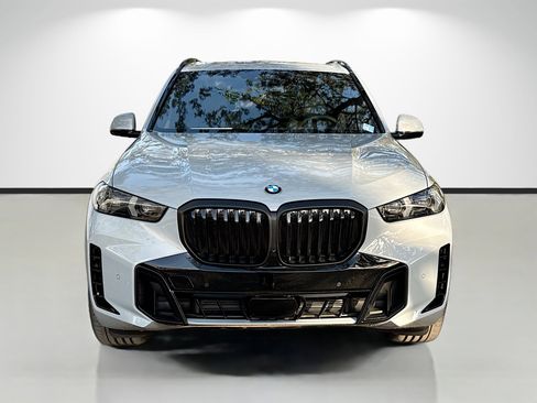 New 2026 BMW X5 sDrive40i w/ M Sport Package image 8