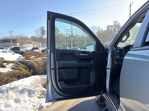 Used 2023 GMC Sierra 1500 Pro w/ Graphite Edition image 11