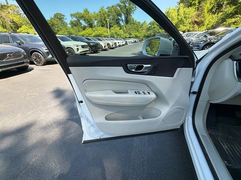 Used 2023 Volvo XC60 B5 Core w/ Climate Package image 25