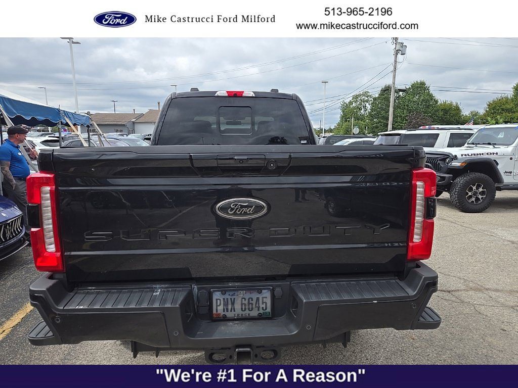 Used 2025 Ford F350 Lariat w/ Lariat Ultimate Package AWD/4WD image 5