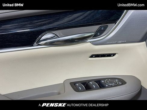 Used 2025 Cadillac XT6 Premium Luxury w/ Technology Package image 3