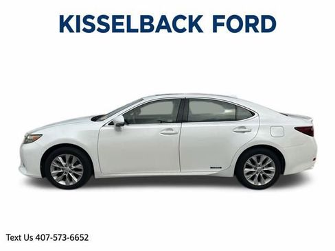 Used 2015 Lexus ES 300h w/ Premium Package w/Bamboo Trim FWD image 7