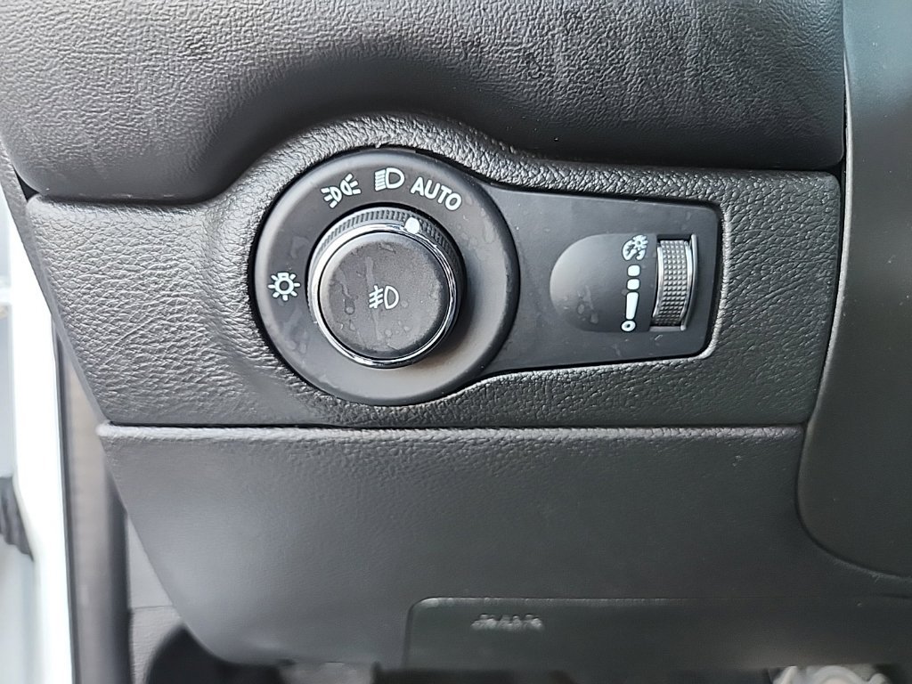Used 2021 Dodge Durango R/T w/ Tow 'N Go Group AWD/4WD image 24