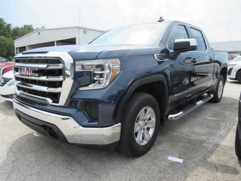 Used 2021 GMC Sierra 1500 SLE AWD/4WD image 4