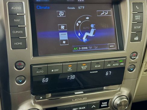 Used 2015 Lexus GX 460 w/ Premium Package image 19