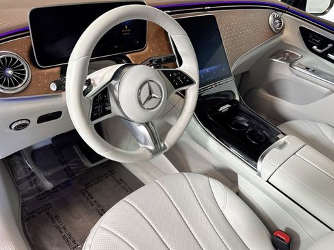 Certified 2023 Mercedes-Benz EQE 350+ SUV image 9