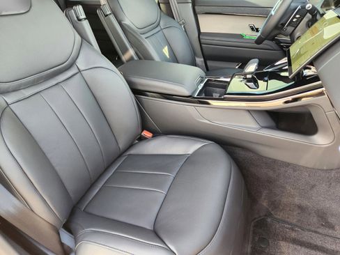 New 2026 Land Rover Range Rover Sport SE AWD/4WD image 9