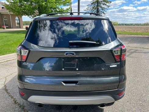 Used 2017 Ford Escape Titanium FWD image 4