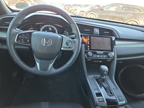 Used 2017 Honda Civic EX image 9