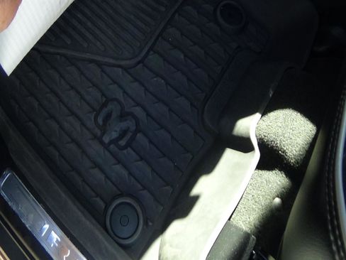 Certified 2022 RAM 1500 Laramie AWD/4WD image 23