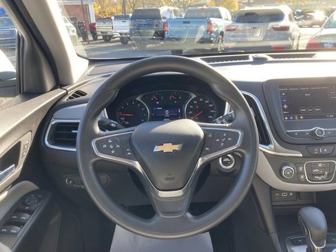 Used 2022 Chevrolet Equinox LT image 12