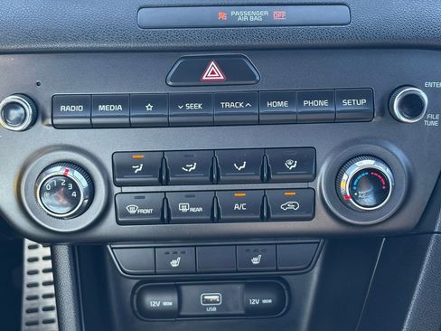 Certified 2020 Kia Sportage S w/ S Sunroof Package image 26