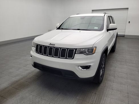 Used 2020 Jeep Grand Cherokee Laredo w/ 18" Wheel & 8.4" Radio Group image 15