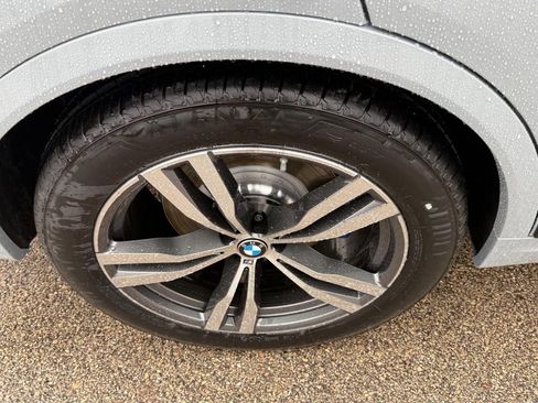New 2026 BMW X7 xDrive40i w/ M Sport Package AWD/4WD image 4