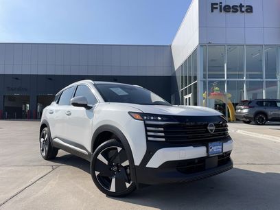 Certified 2025 Nissan Kicks SR