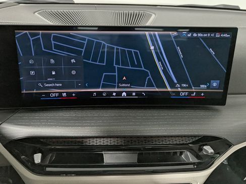 Used 2025 BMW 330i xDrive Sedan w/ M Sport Package image 20