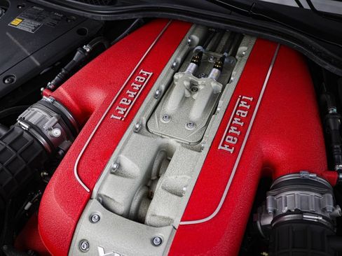 Certified 2022 Ferrari 812 GTS RWD image 23