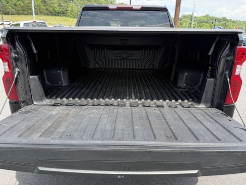 Used 2022 Chevrolet Silverado 1500 Custom AWD/4WD image 13