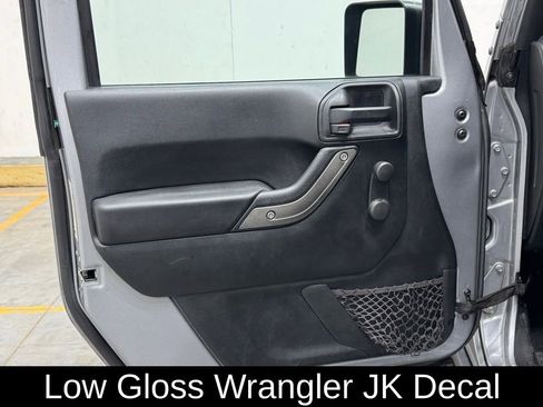 Used 2018 Jeep Wrangler Sport image 14