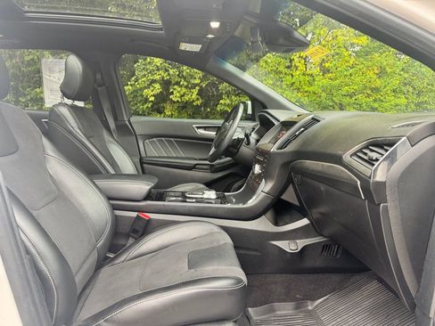 Used 2019 Ford Edge ST w/ Equipment Group 401A image 10