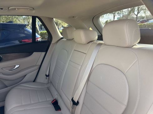 Used 2022 Mercedes-Benz GLC 300 image 14