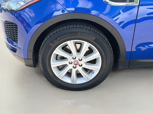 Used 2018 Jaguar E-PACE S image 43