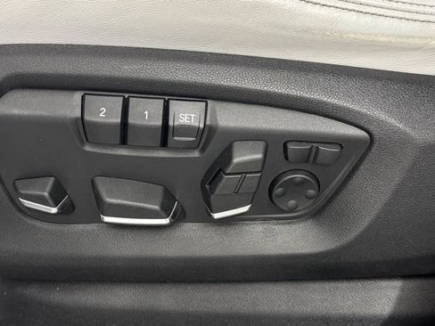 Used 2018 BMW X5 M w/ Executive Package AWD/4WD image 26