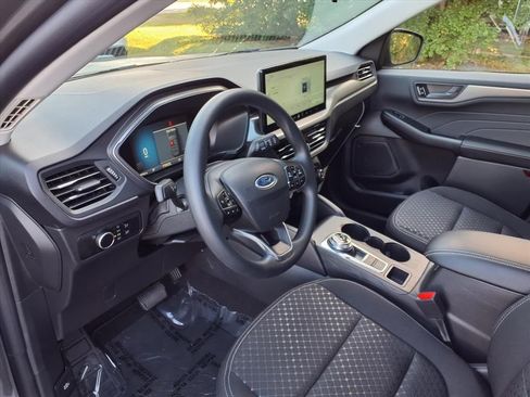 New 2025 Ford Escape Active image 16