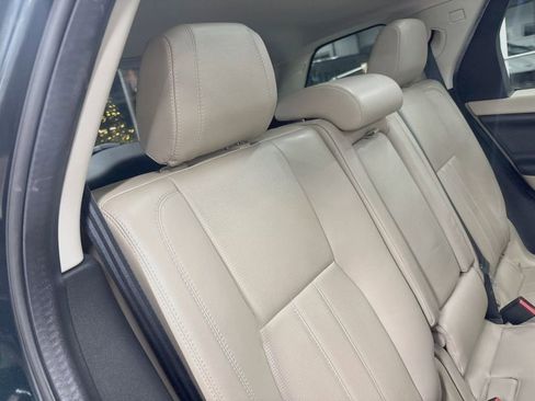 Used 2017 Land Rover Discovery Sport HSE image 49