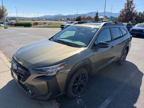 Used 2024 Subaru Outback Onyx Edition AWD/4WD image 2