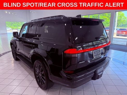 Used 2024 Lexus GX 550 w/ Accessory Package (Z1) AWD/4WD image 5