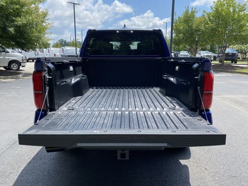 Used 2025 Toyota Tacoma SR5 RWD image 11