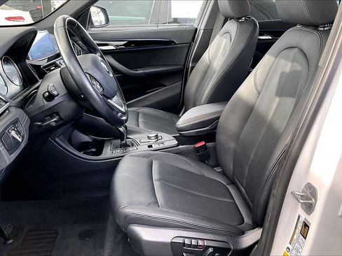 Used 2021 BMW X1 sDrive28i w/ Premium Package image 8