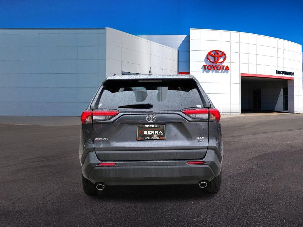Used 2024 Toyota RAV4 XLE AWD/4WD image 13