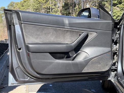 Used 2020 Tesla Model 3 Standard Range Plus image 28